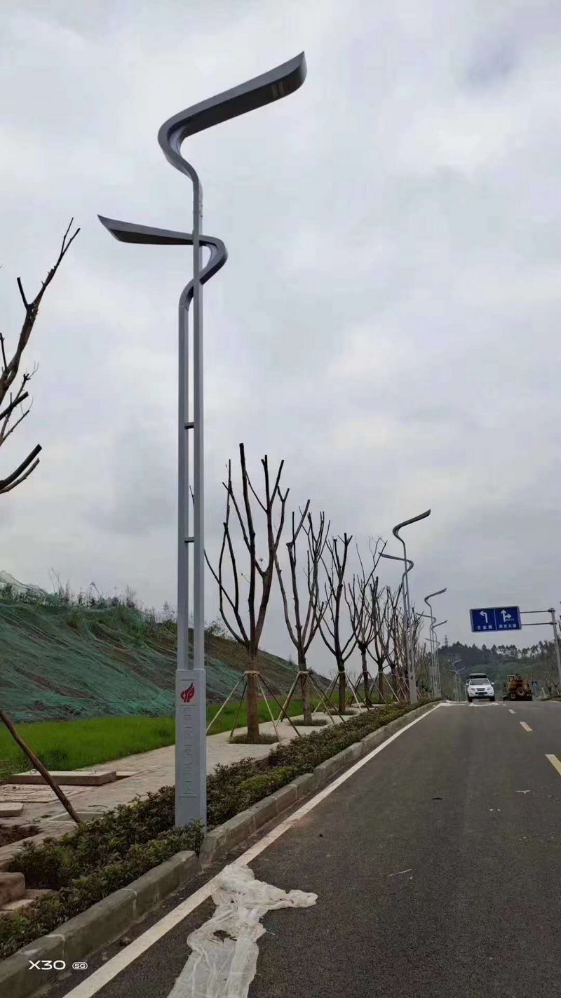 ���̰���