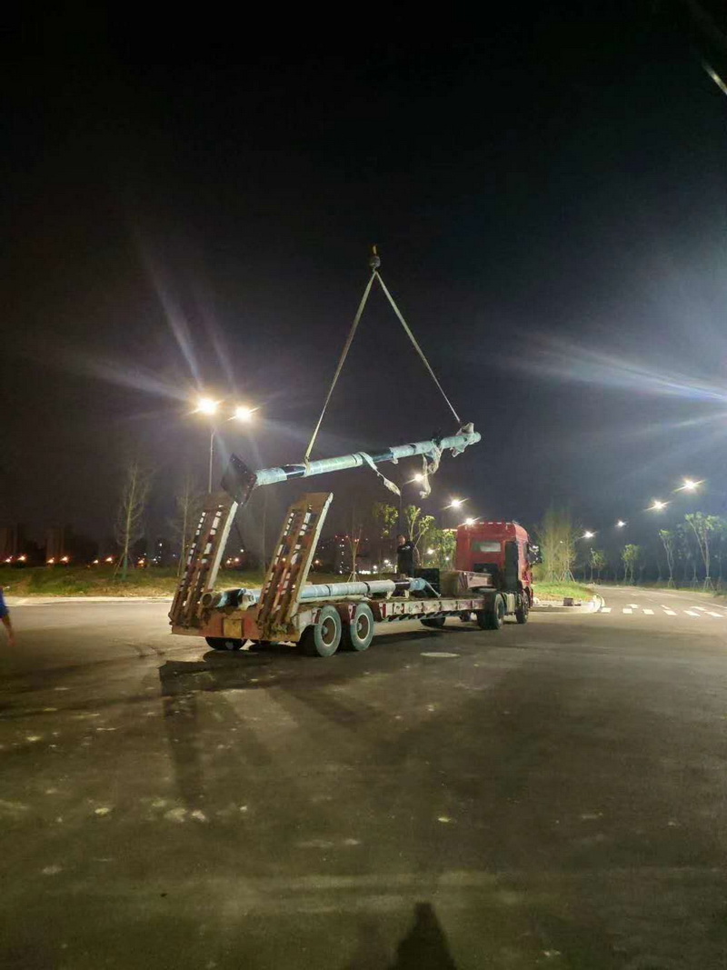 ���̰���