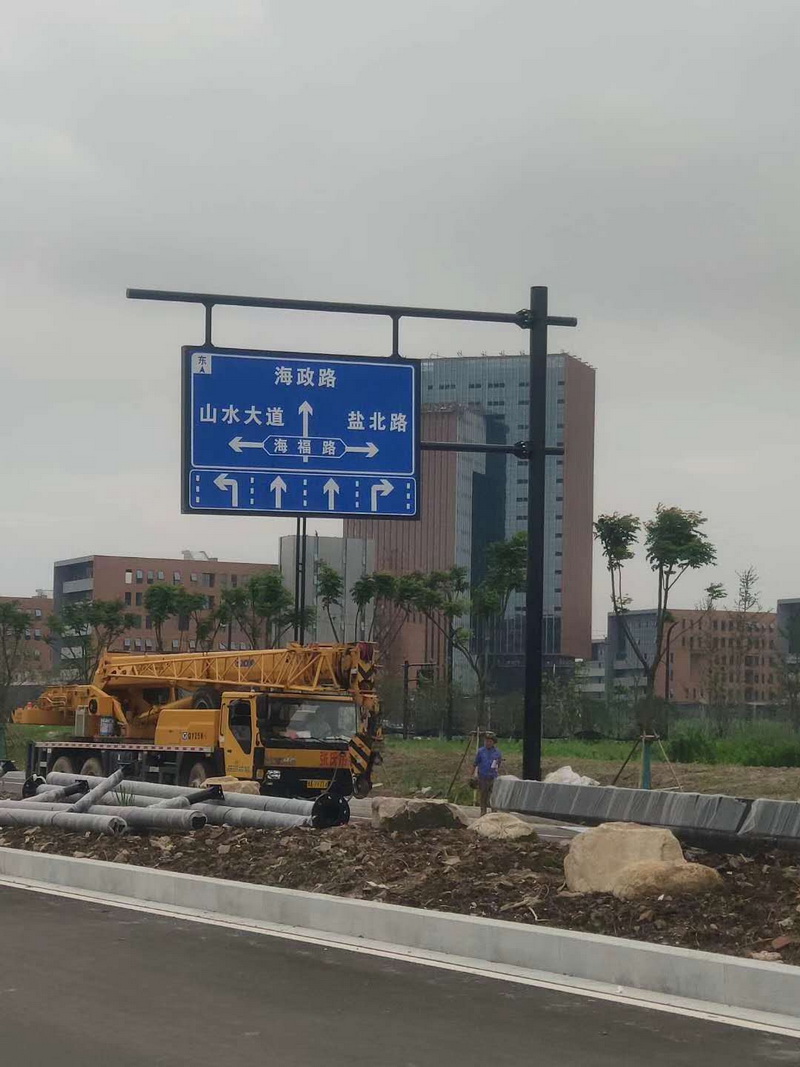 ���̰���